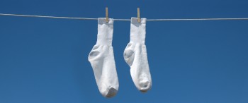 Consigue calcetines blancos