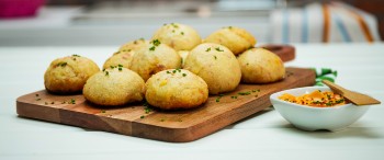 Panecitos de Cocido y Chorizo Chimex con queso