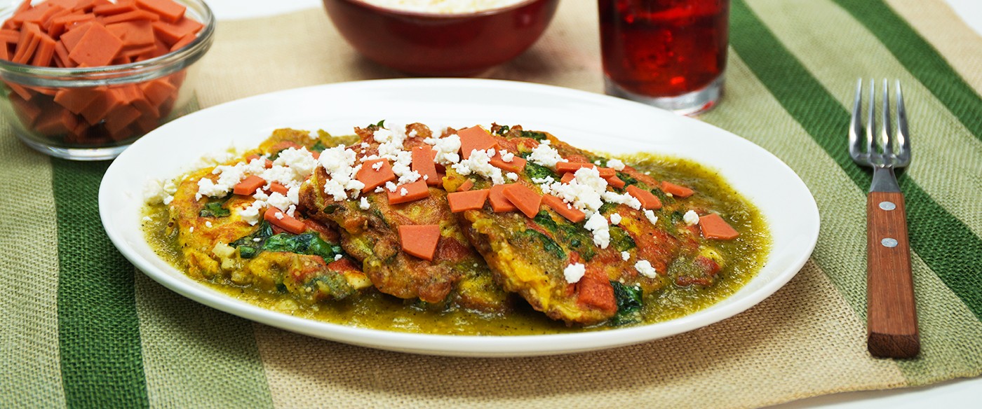 Tortitas de Salchichón Chimex en salsa verde