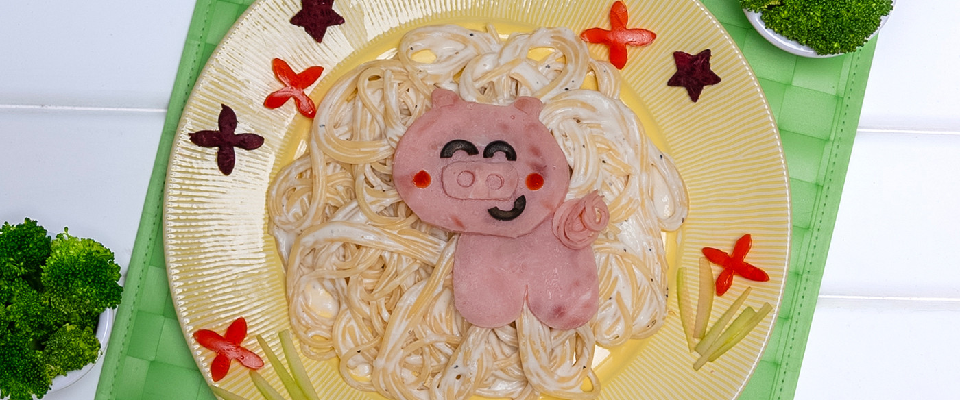Pasta cremosa con puerquito de Jamón